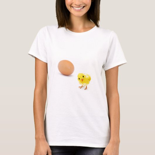 was kam zuerst das Huhn oder das Ei? T-Shirt (Vorderseite)