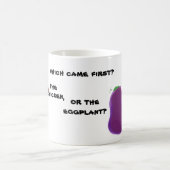 Was kam zuerst? das Huhn oder die Aubergine? Mug Kaffeetasse (Mittel)
