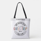 Was passiert auf Girls Trip Custom Girls Weekend Tasche (Rückseite)