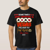 Was passiert im Vegas-Jubiläum Verheiratetes Paar T-Shirt (Vorderseite)