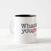 Was tun Sie Aussenseiter? Zweifarbige Tasse (Vorderseite Links)