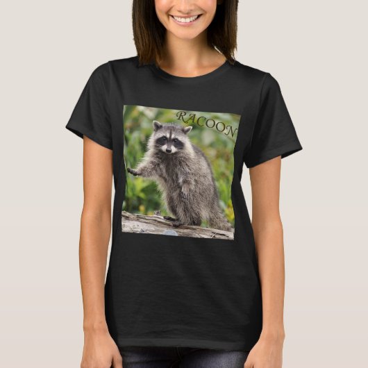 Waschbär im Wald T-Shirt (Vorderseite)