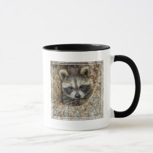 Waschbär in einer Baumhöhle geschmiegt Tasse