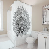 Waschbär in mit Federn versehenem Duschvorhang (Beispiel)