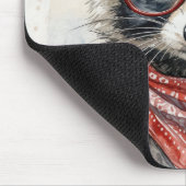 Waschbär mit roter Brille Mousepad (Ecke)