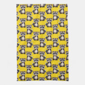 Waschbär-Muster-Design Gelb Geschirrtuch (Vertikal)