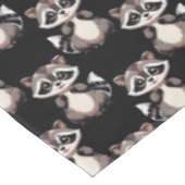 Waschbär-Muster-Design Schwarz Tischdecke (Schrägansicht)