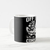 Waschbär reitet auf Huhn, um Softwareentwickler zu Kaffeetasse (Vorderseite Links)