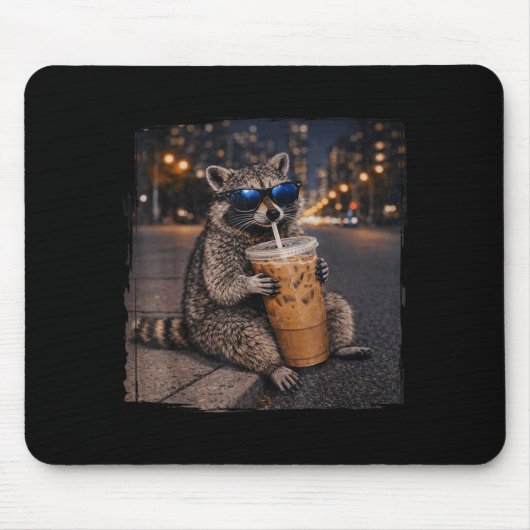 Waschbär trinkt Eiskaffee lustiger Tier-Meme Männe Mousepad (Vorne)