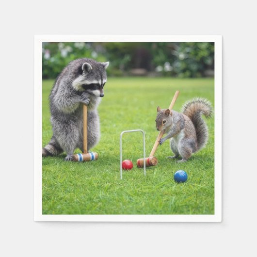 Waschbär und Eichhörnchen spielen Krocket Serviette (Vorderseite)