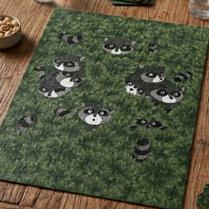 Waschbärenfamilie in einem Busch Puzzle