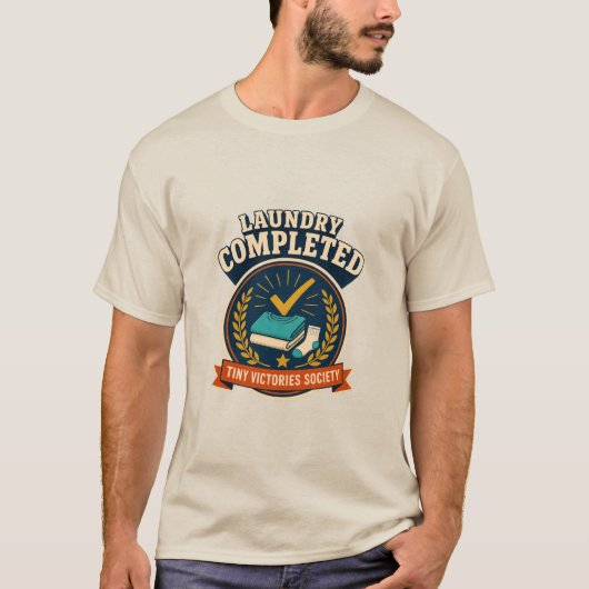 Wäsche Fertig Retro-Chore-Sieg-Abzeichen T-Shirt (Vorderseite)