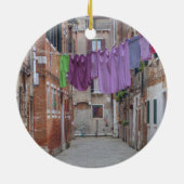 Wäscheleine in Venedig, Italien Keramik Ornament (Hinten)