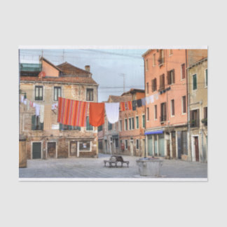 Wäschelinien am Campo Ruga Seidenpapier