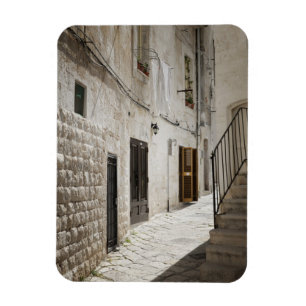 Wäscherei, die hängt, um in einer Gasse in Itali Magnet