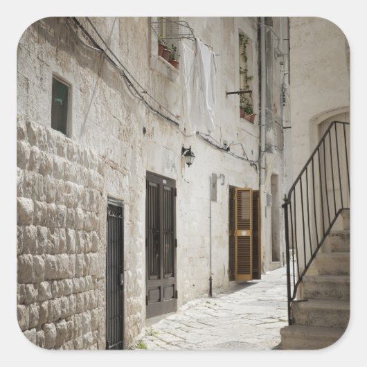 Wäscherei in einer Gasse in Italien zum Trocknen Quadratischer Aufkleber (Vorderseite)