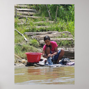Wäscherei-Tag auf dem Fluss Poster