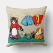 Wäschetag für Tabby Kätzchen Kissen (Rückseite)