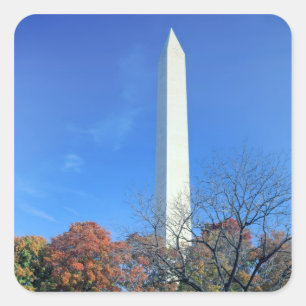 WASHINGTON, D.C. USA. Washington Monument erhebt s Quadratischer Aufkleber