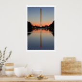 Washington Monument and Reflection at Sunset Poster (Küche)