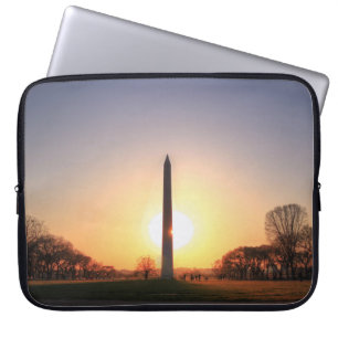 Washington Monument at Sunset Laptopschutzhülle
