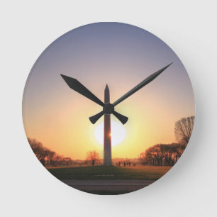Washington Monument at Sunset Runde Wanduhr