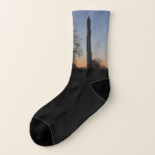Washington Monument at Sunset Socken (Links - Außen)