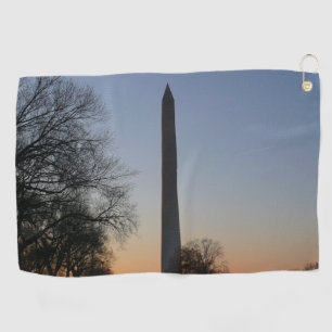 Washington Monument bei Sonnenuntergang in DC Golfhandtuch