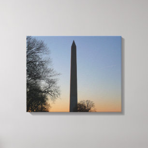 Washington Monument bei Sonnenuntergang in DC Leinwanddruck