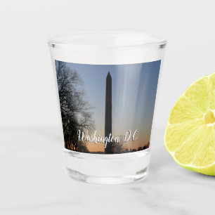 Washington Monument bei Sonnenuntergang in DC Schnapsglas