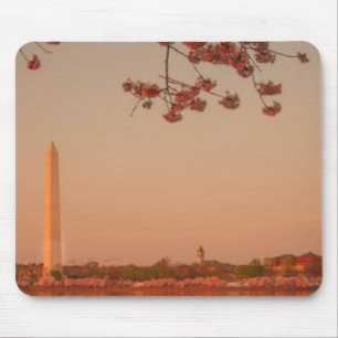 Washington-Monument Kirschblüte am Sonnenuntergan Mousepad