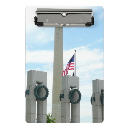 Washington Monument und WWII Memorial in DC Mini Klemmbrett (Vorderseite)