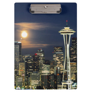 Washington, Seattle, Skyline bei Nacht von Kerry 1 Klemmbrett