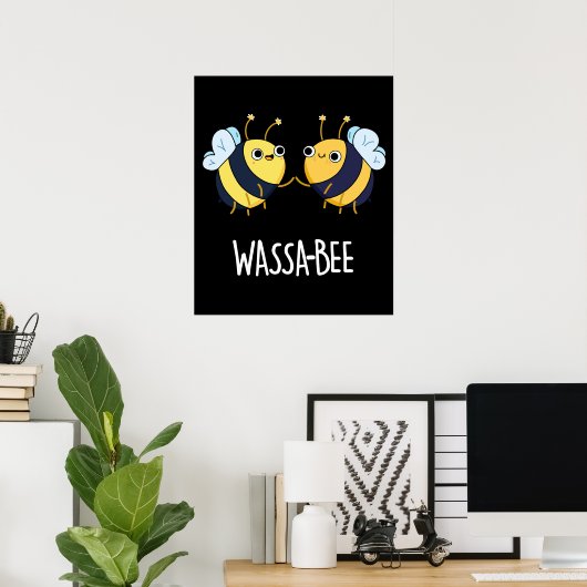 Wassabee Funny Wasabi Bee Pun Dark BG Poster (Heimbüro)