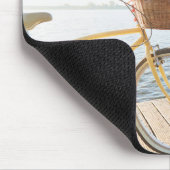 Wasser | Fahrrad am See Mousepad (Ecke)