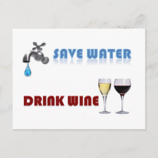 Wasser gerettet, Wein trinken Postkarte