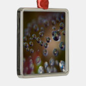 Wasser in Bewegung Silbernes Ornament (Rechts)