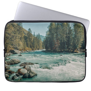 Wasser   Kucherla River, Altai Mountains Laptopschutzhülle