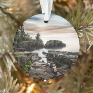 Wasser   Lake Superior Grand Marais, Minnesota Ornament