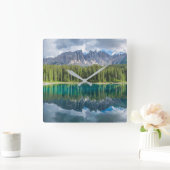 Wasser | Latemar-Gebirgskette Quadratische Wanduhr (Zuhause)