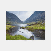 Wasser | Lücke von Dunloe Landkreis Kerry Irland Fleecedecke (Vorderseite (Horizontal))