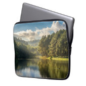 Wasser | Pang Oung Lake & Pine Forest Thailand Laptopschutzhülle (Vorderseite Links)