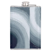 Wasser und Feuer sind wie Yin und Yang in Harmonie Flachmann (Rückseite)