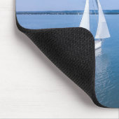 Wasser | Yacht am Plattensee Ungarn Mousepad (Ecke)