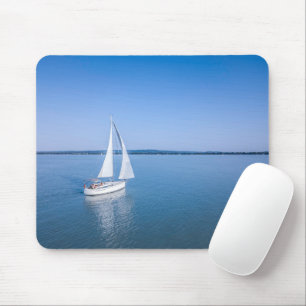 Wasser   Yacht am Plattensee Ungarn Mousepad