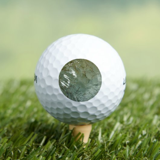 Wasserbedecktes Foto Golfball (Insitu T-Shirt)