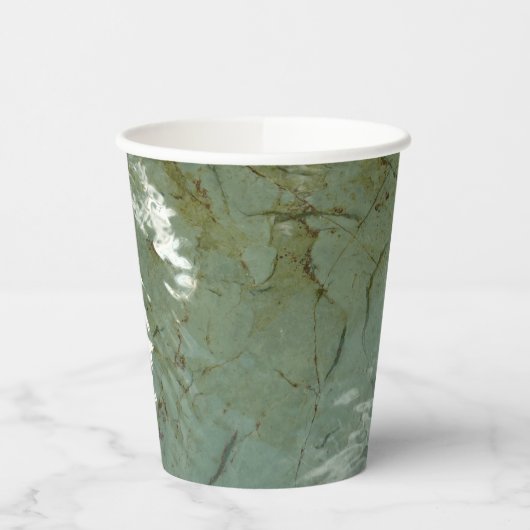 Wasserbedecktes Foto Pappbecher (Links)