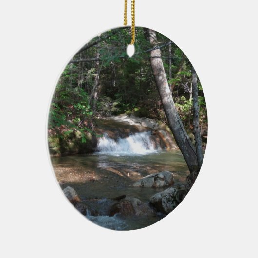 Wasserfall am Fluss Pemigewasset II Keramik Ornament (Rechts)