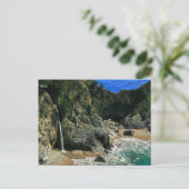 Wasserfall am Meer Postkarte (Stehend Vorderseite)