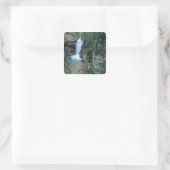 Wasserfall auf Falls Creek in Lewis und Clark Quadratischer Aufkleber (Tasche)